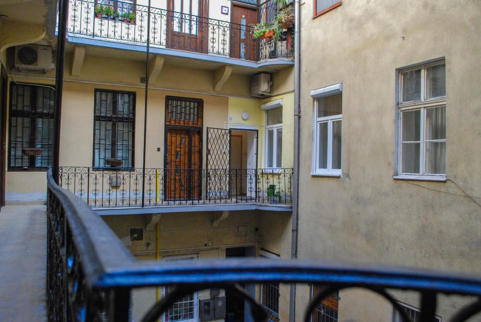 Free Parking, Downtown Apartment Near New York Cafe Budapest Exterior foto